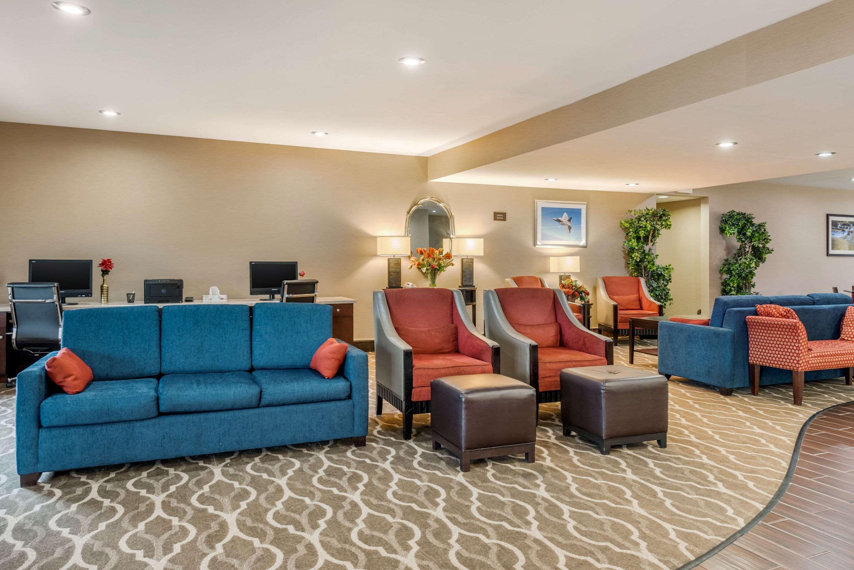 Comfort Suites Dayton-Wright Patterson Esterno foto