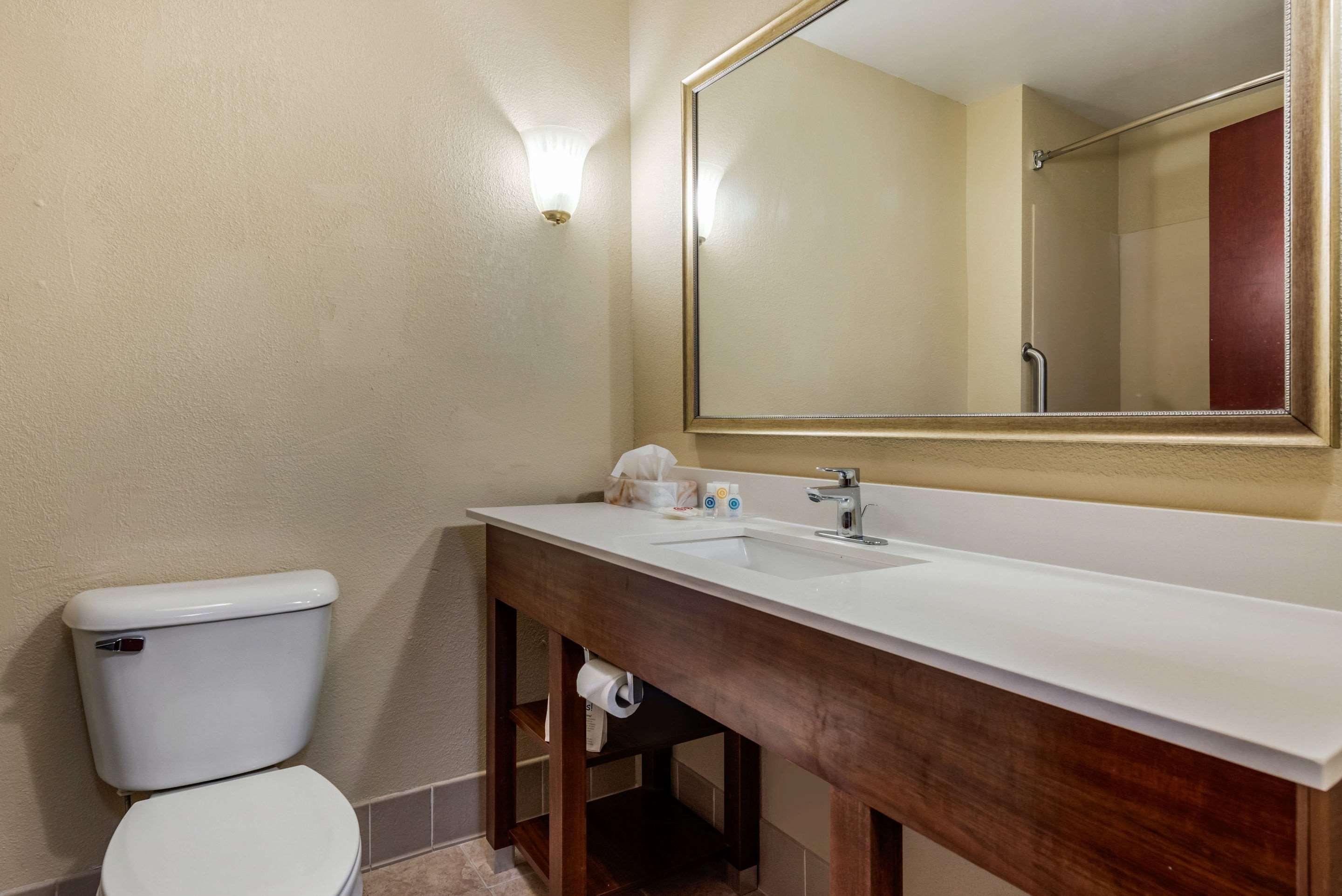 Comfort Suites Dayton-Wright Patterson Esterno foto