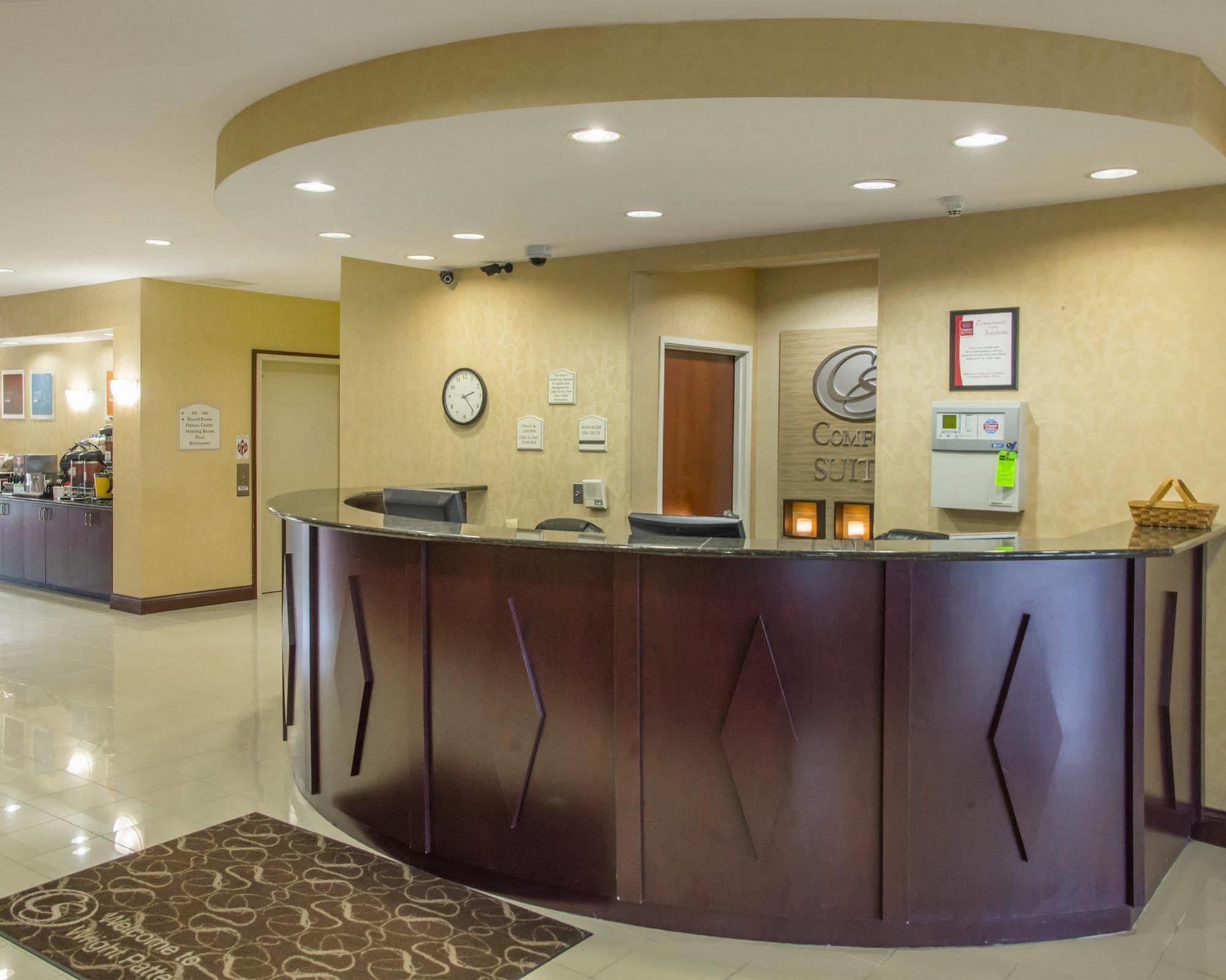 Comfort Suites Dayton-Wright Patterson Esterno foto